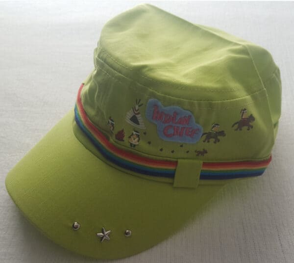 Детска шапка с козирка - 100-05-07